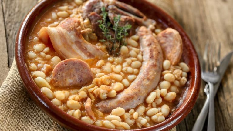 Cassoulet traditionnel  une recette facile qui réclame une très bonne